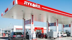 ДАНС в “Лукойл”проверява, армия и жандармерия охраняват рафинерията