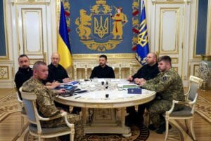 POLITICO - Украйна се бори да ограничи щетите от скандала с корупция