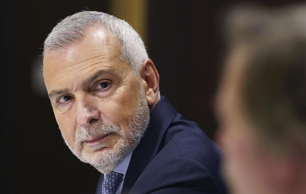 Politico: Бившият генерален секретар на ЕС Санино е уволнен от Европейската комисия - Брюксел/Рим, 3 декември