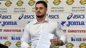 Карлос Насар парафира новия договор и каза: „Присъствието на Пеевски около федерацията не е нормално“