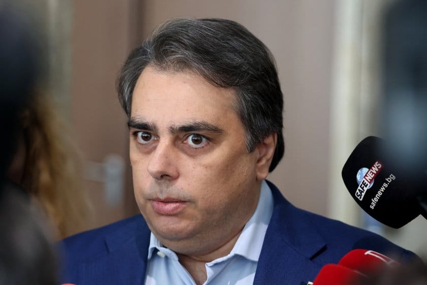 ППДБ предложиха еднократна индексация на бюджетните заплати, ГЕРБ и ИТН са "за", но с критики