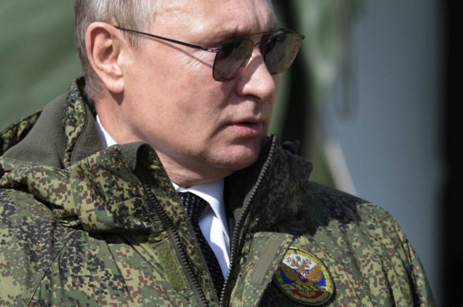 "Сънди Таймс": Путин мисли, че печели войната си срещу Запада и може би е прав 