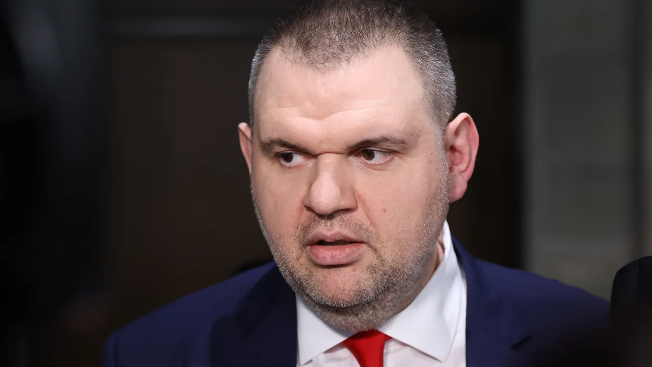Пеевски: България трябва да участва в "Съвета за мир", Румен Радев да внесе в парламента поканата от Тръмп