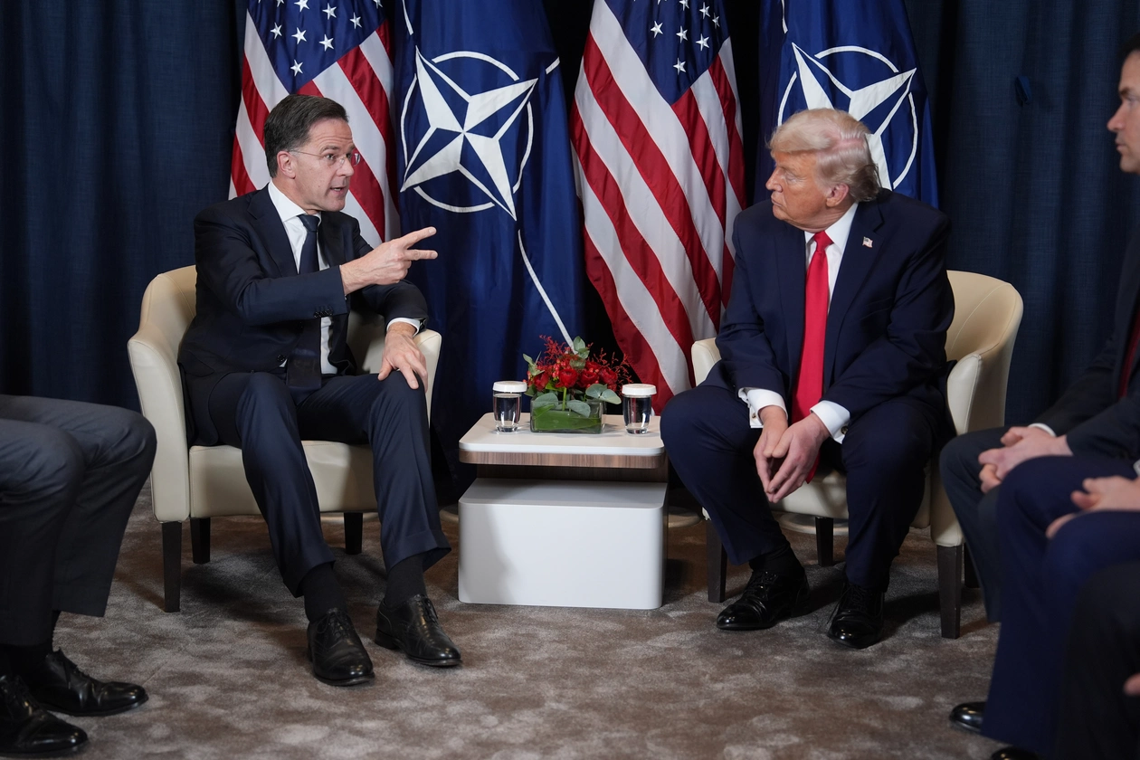 Тръмп заявява, че няма да налага тарифи, след като е постигнал „рамкова“ сделка за Гренландия