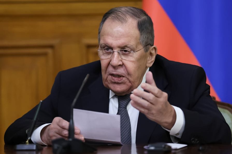 Сергей Лавров: Европа е Четвърти райх – милост никаква! САЩ ни готвят за пушечно месо срещу Китай - готови сме