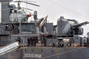 Русия заплашва с военноморска защита на търговските си кораби
