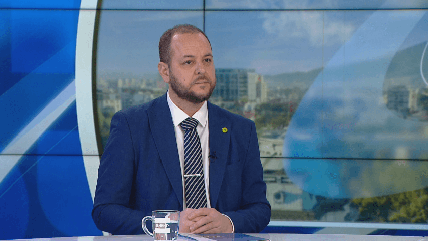 Борислав Сандов: Три пъти съм бил в хижа "Петрохан", нищо притеснително не съм виждал 