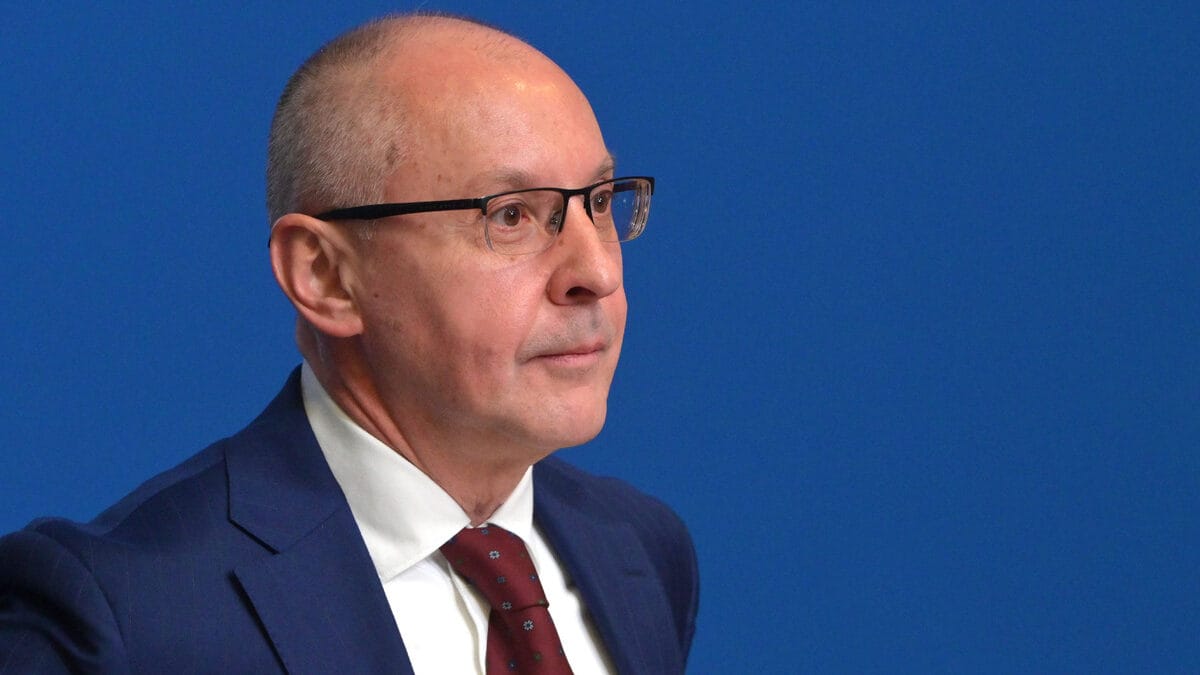 Сергей Станишев за бъдещето на БСП и България, или " Врагът на моя враг, е мой приятел"