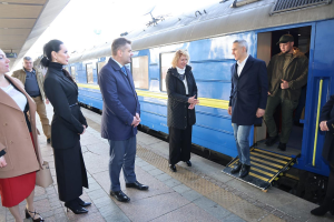 Служебния премиер на България Андрей Гюров пристигна в Украйна с делегация 