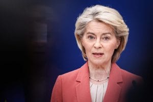 Председателят на Европейската комисия Урсула фон дер Лайен призова за смяна на режима и преход към демокрация в Иран