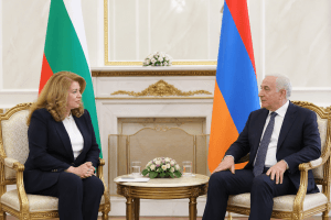 Йотова в Ереван: България и Армения задълбочават стратегическото си партньорство