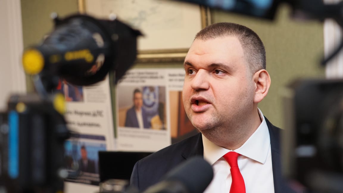 Курбан Байрам под полицейски натиск? Пеевски скочи срещу МВР заради акцията в Кърджали