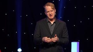 „Защо съвременният свят не знае как да страда?“: TED Talk на проф. Матю Уълъри поставя под въпрос западната представа за щастието