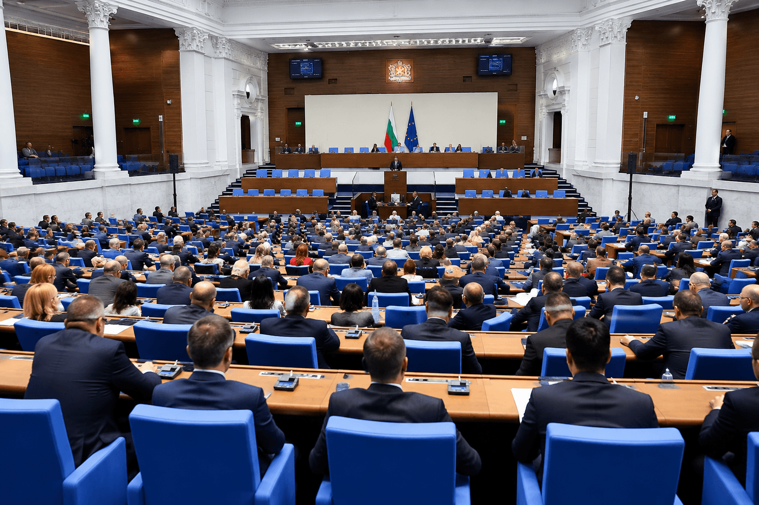 Парламентът одобри по-строг контрол върху цените и търговските практики