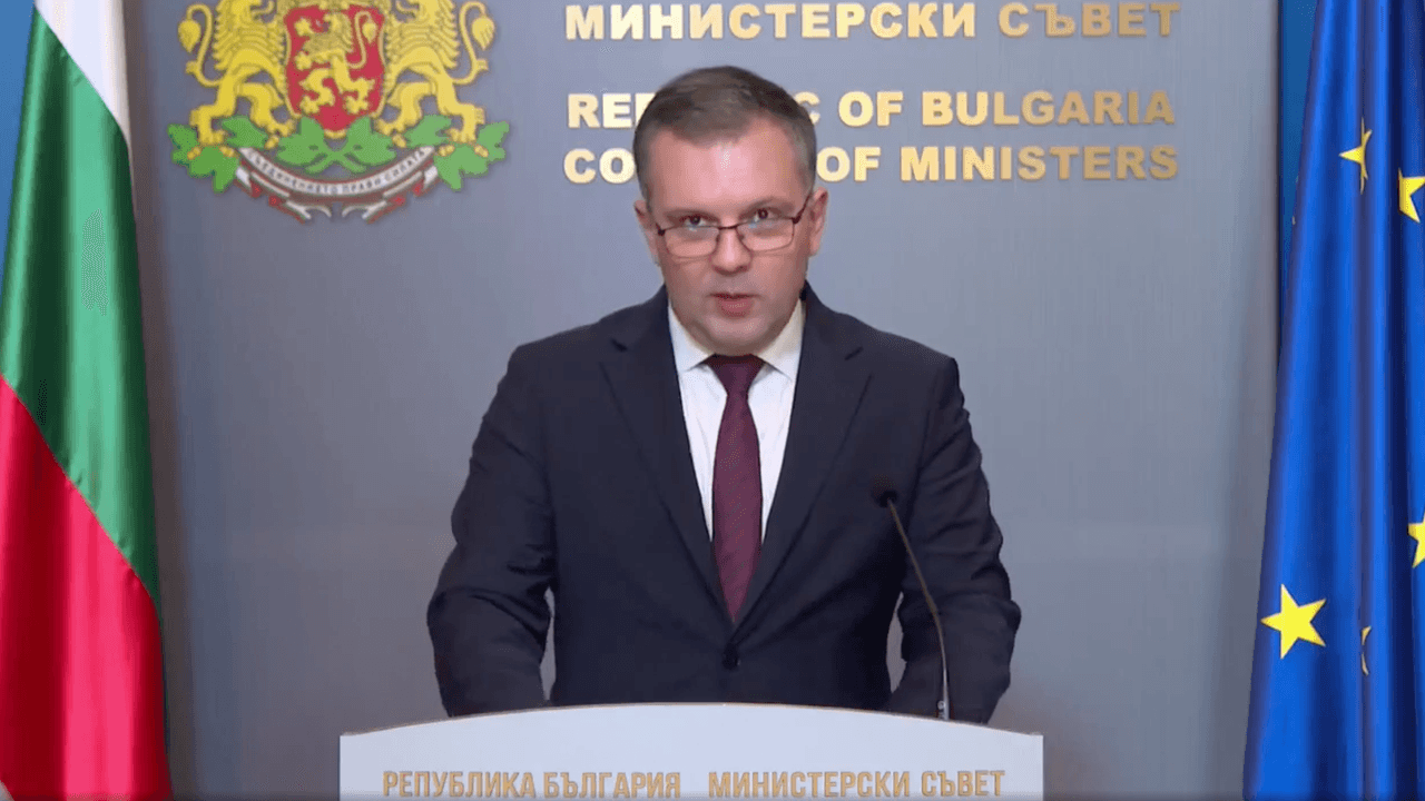 Правосъдният министър поиска освобождаването на ръководството на Агенция по вписванията 