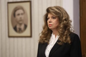 Президентът на България Илияна Йотова започва консултациите за съставяне на правителство днес