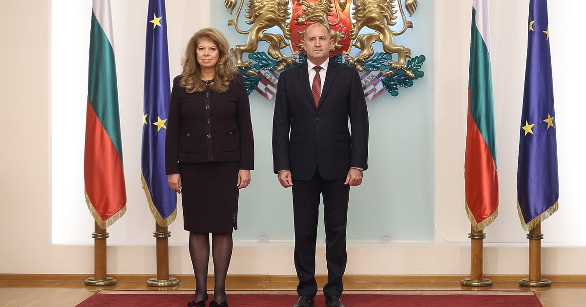 Румен Радев поема властта: Лидерът на „Прогресивна България“ става 107-ият премиер с рекордно мнозинство от 131 депутати