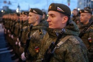 Русия ограничава честванията за Деня на победата заради дръзките украински атаки