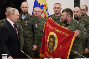 Кремъл издига фронтовите командири в нов политически елит на воюваща Русия