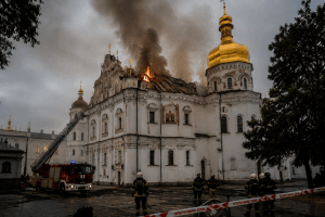 Огън в сърцето на украинското православие: Руски удар засяга Киево-Печерската лавра