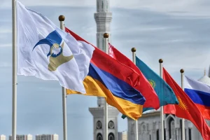 Китай поглъща над 40% от търговията на ЕАИС: Москва строи източна икономическа магистрала