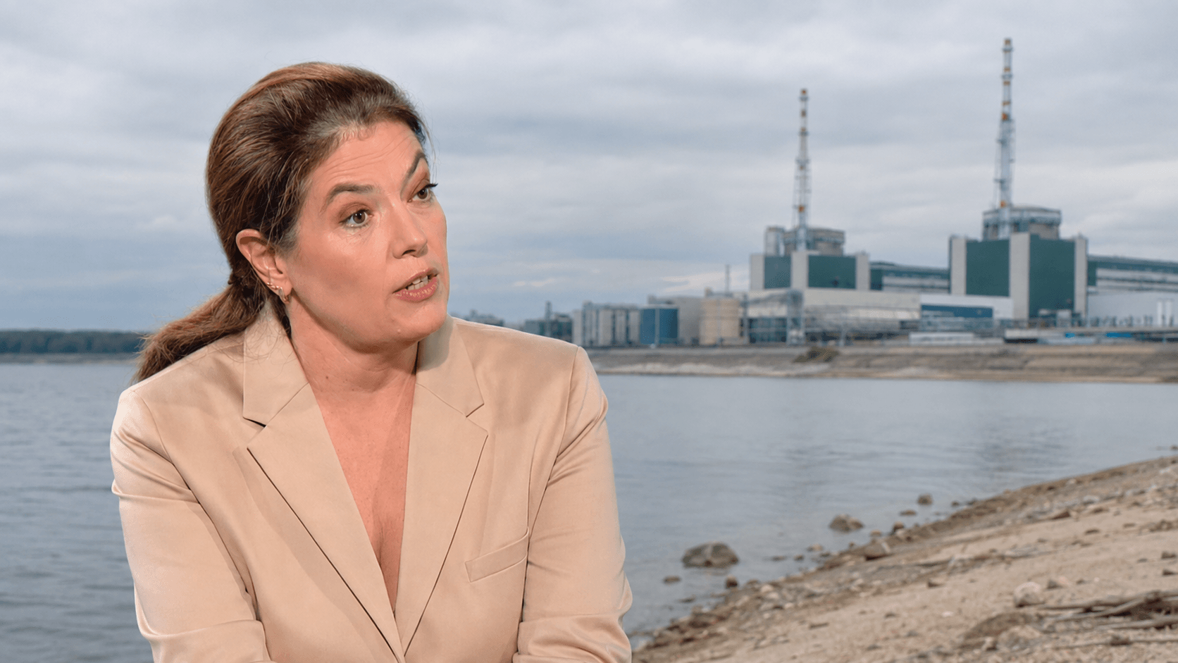 Дунав се отдръпва, но АЕЦ „Козлодуй“ остава на пълна мощност