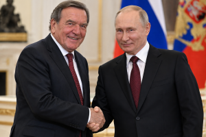 Владимир Путин и Герхард Шрьодер, рожден ден на Путин 2026, Шрьодер в Москва, Фридрих Мерц реакция, Германия и Русия отношения, бивш германски канцлер, среща Путин Шрьодер, германска външна политика, Кремъл и Европа, Маринов NEWS