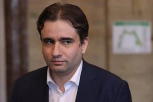 Имунитетът на Божанов на трупчета: прокуратурата иска съдебен процес, депутатът обвинява в поръчка