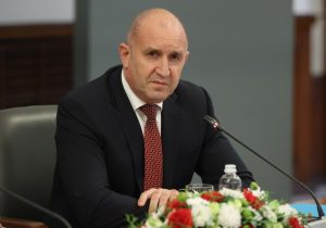 Румен Радев: битката за президентството държавното управление, борбата с корупцията и мира в България